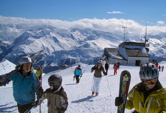 Skiers in Davos on the Parsenn
