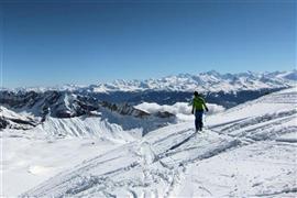 Snowboard and Ski grimmialp (c) Nic Oatridge